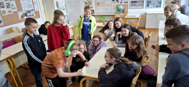 OBISK OŠ JANEZA PUHARJA